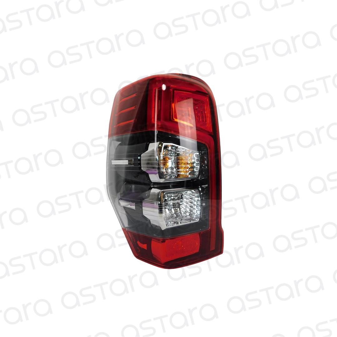 FOCO TRASERO IZQUIERDO image number null