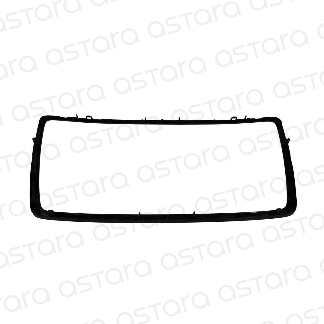 GUARNICION PARACHOQUE DELANTERO image number null