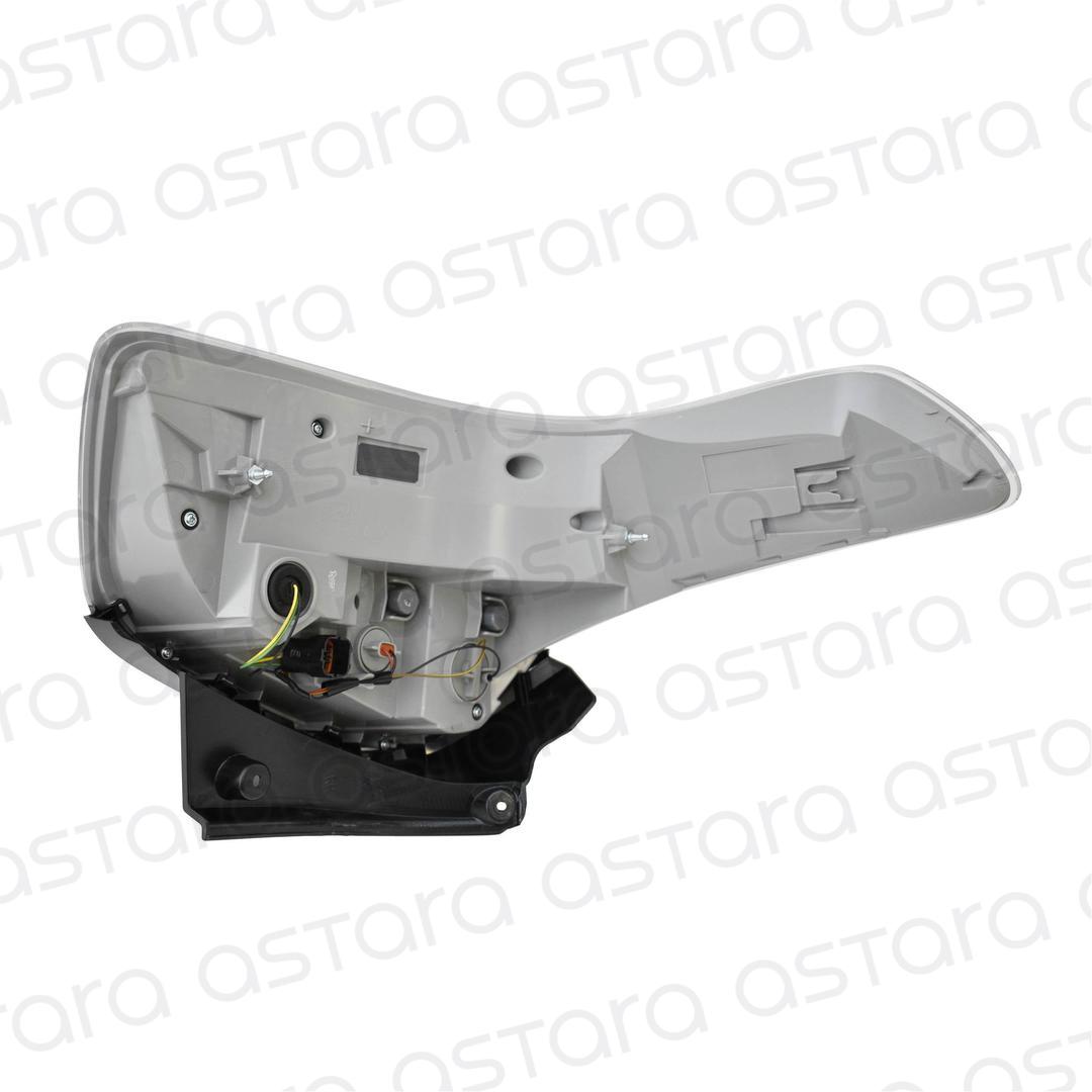 FOCO TRASERO DERECHO image number null