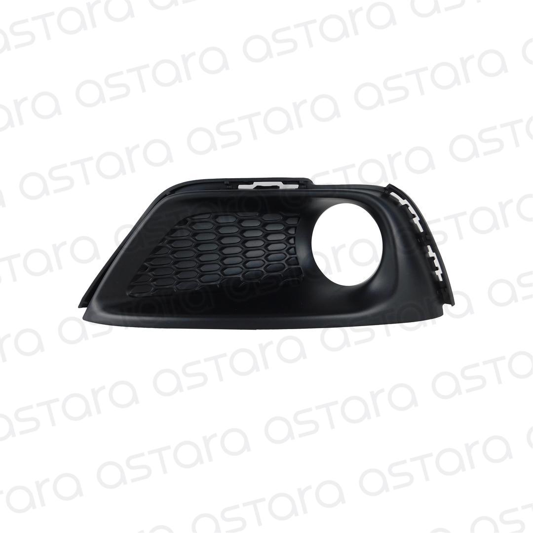 MOLDURA NEBLINERO DELANTERO DERECHO image number null