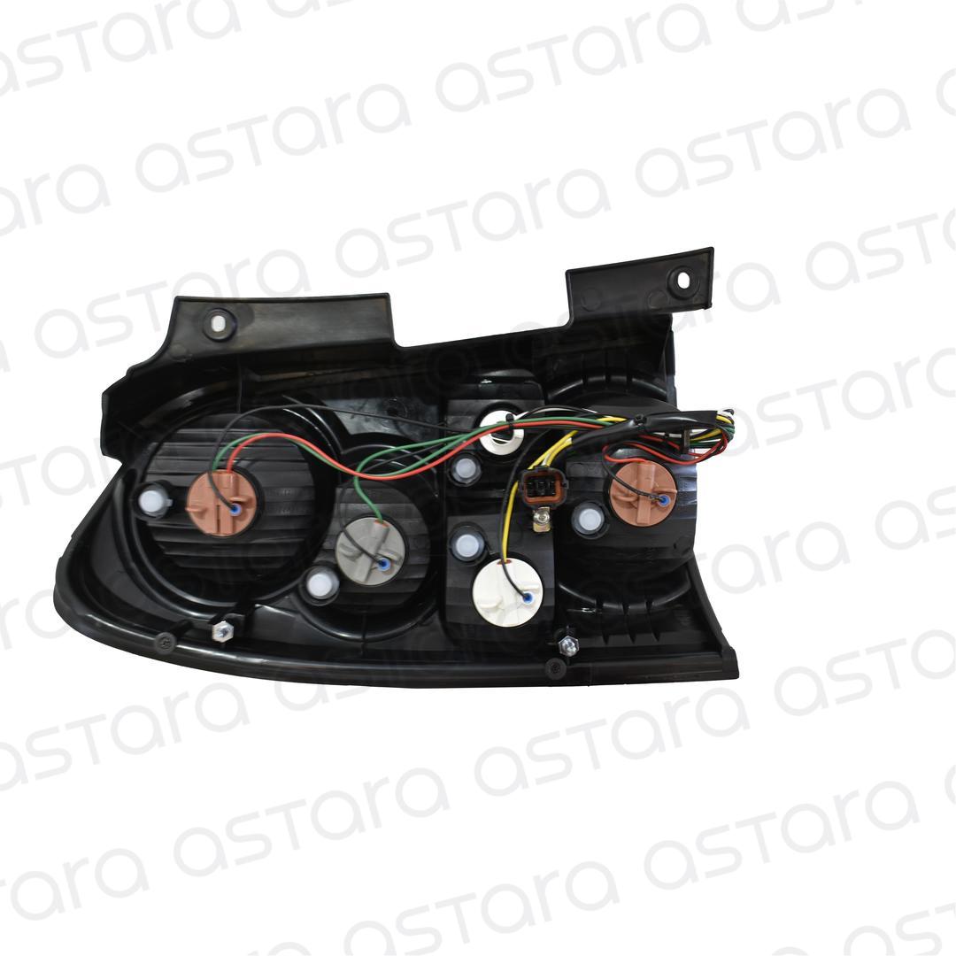 FOCO TRASERO DERECHO image number null