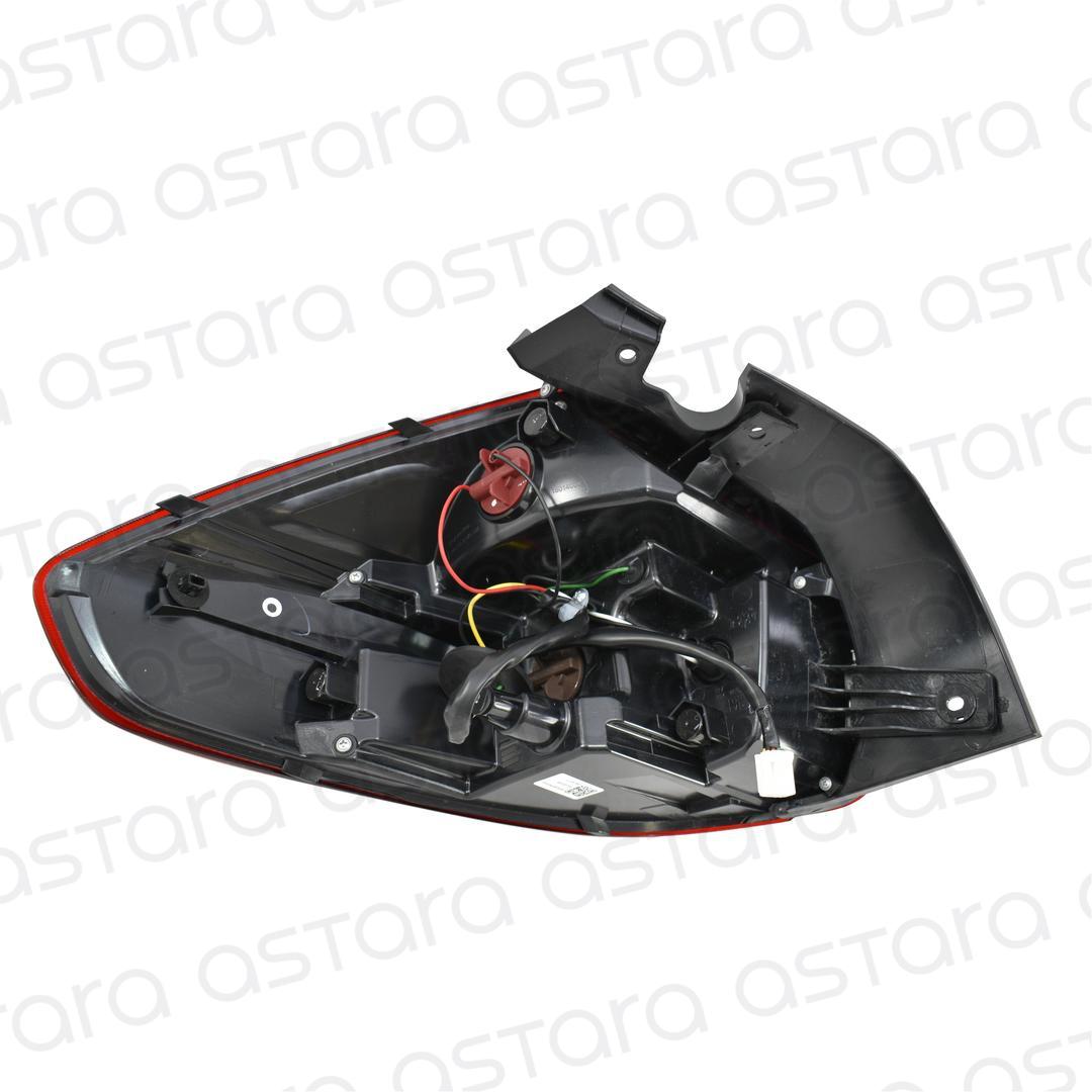 FOCO TRASERO DERECHO image number null