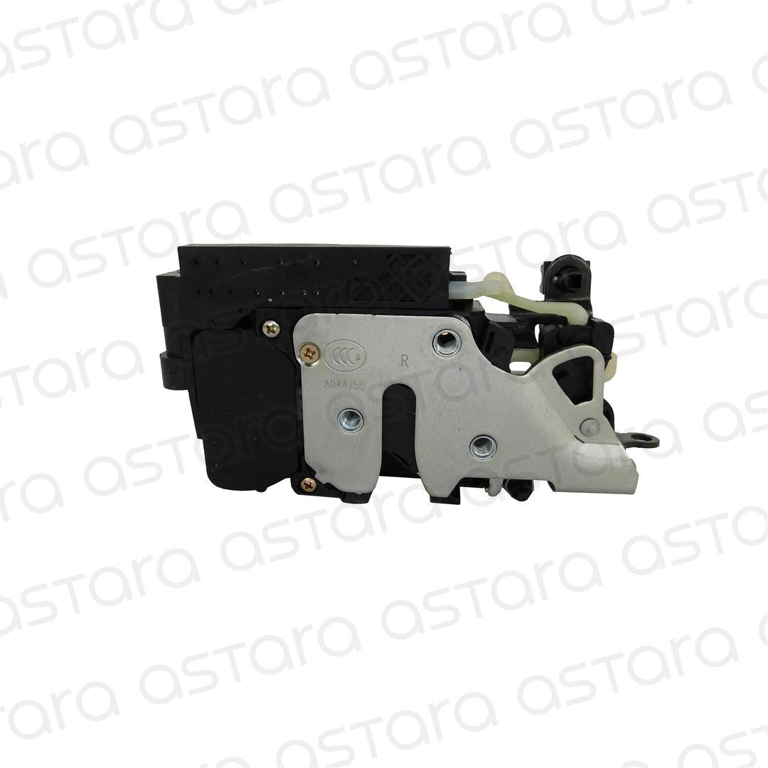 CHAPA DE PUERTA DELANTERA DERECHA image number null