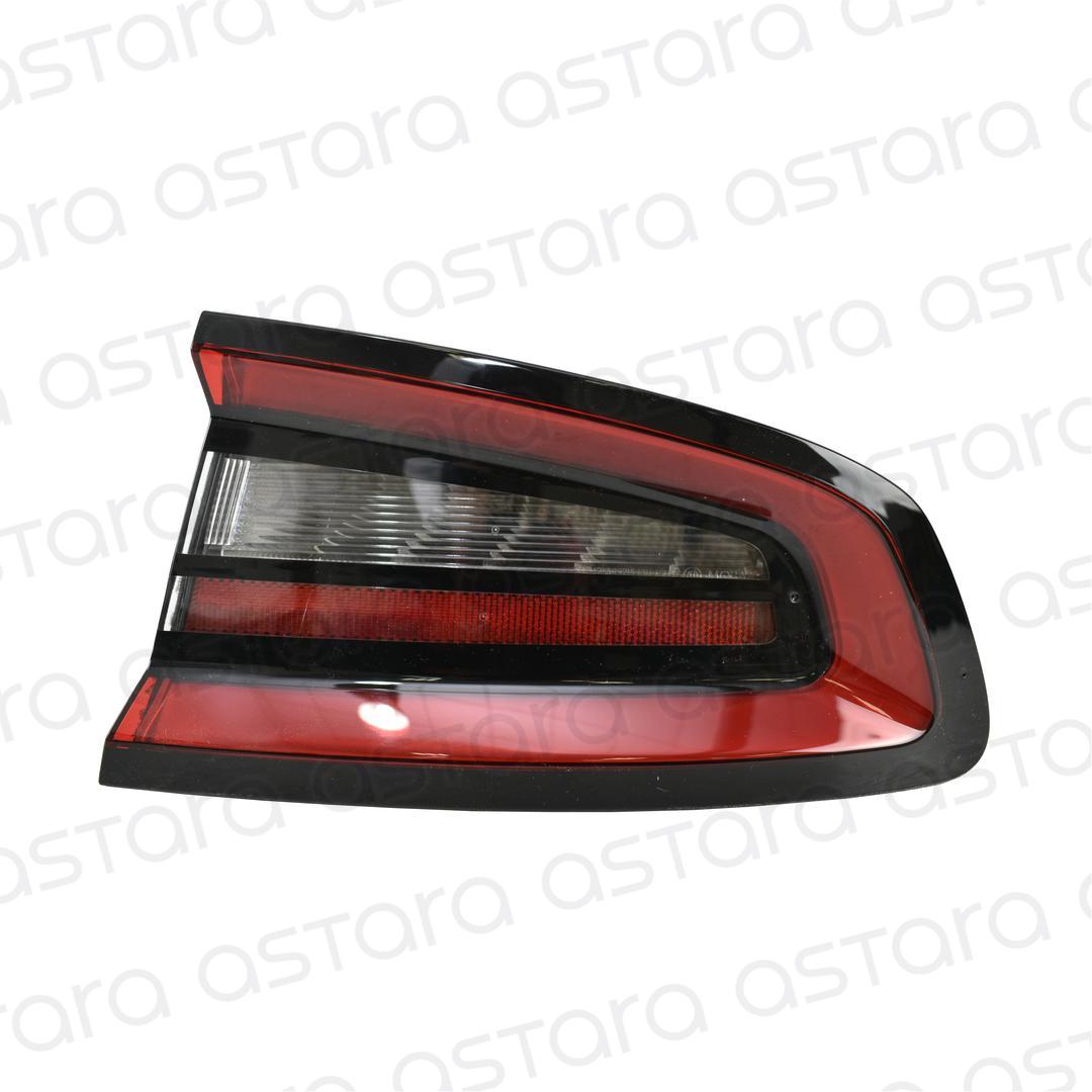 FOCO TRASERO DERECHO image number null