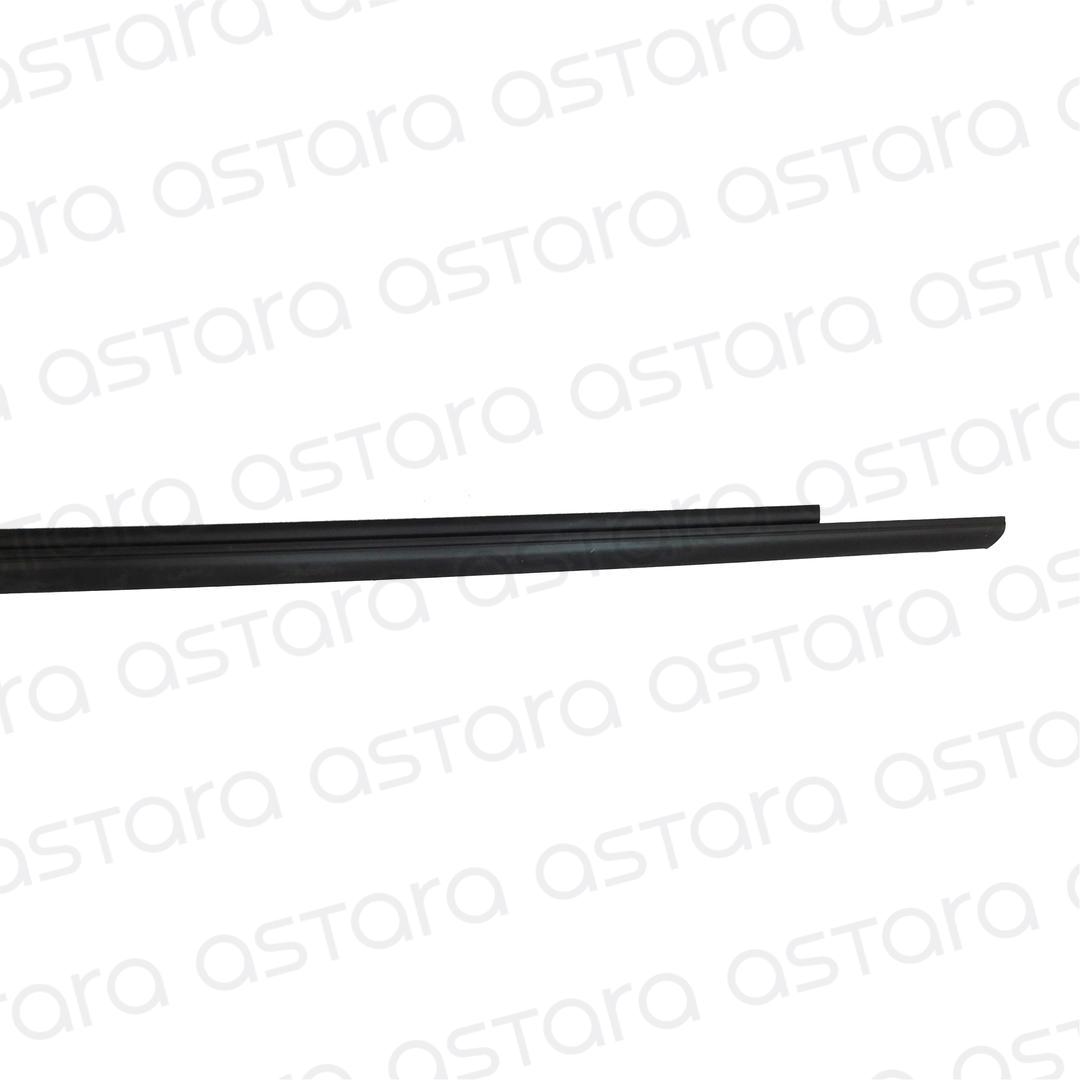 MOLDURA BOTA AGUA PUERTA DEL IZQ image number null